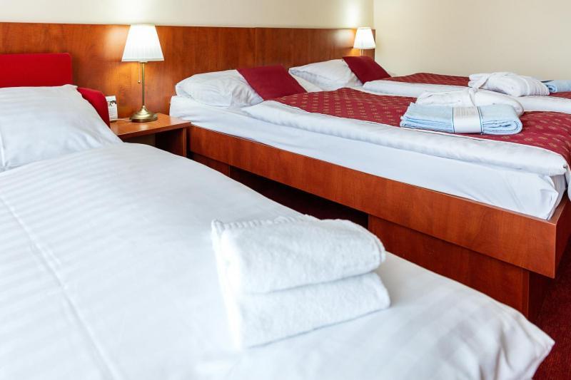 Hotel Senec Aqua Resort - Family Friendly エクステリア 写真