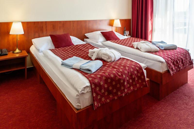 Hotel Senec Aqua Resort - Family Friendly エクステリア 写真