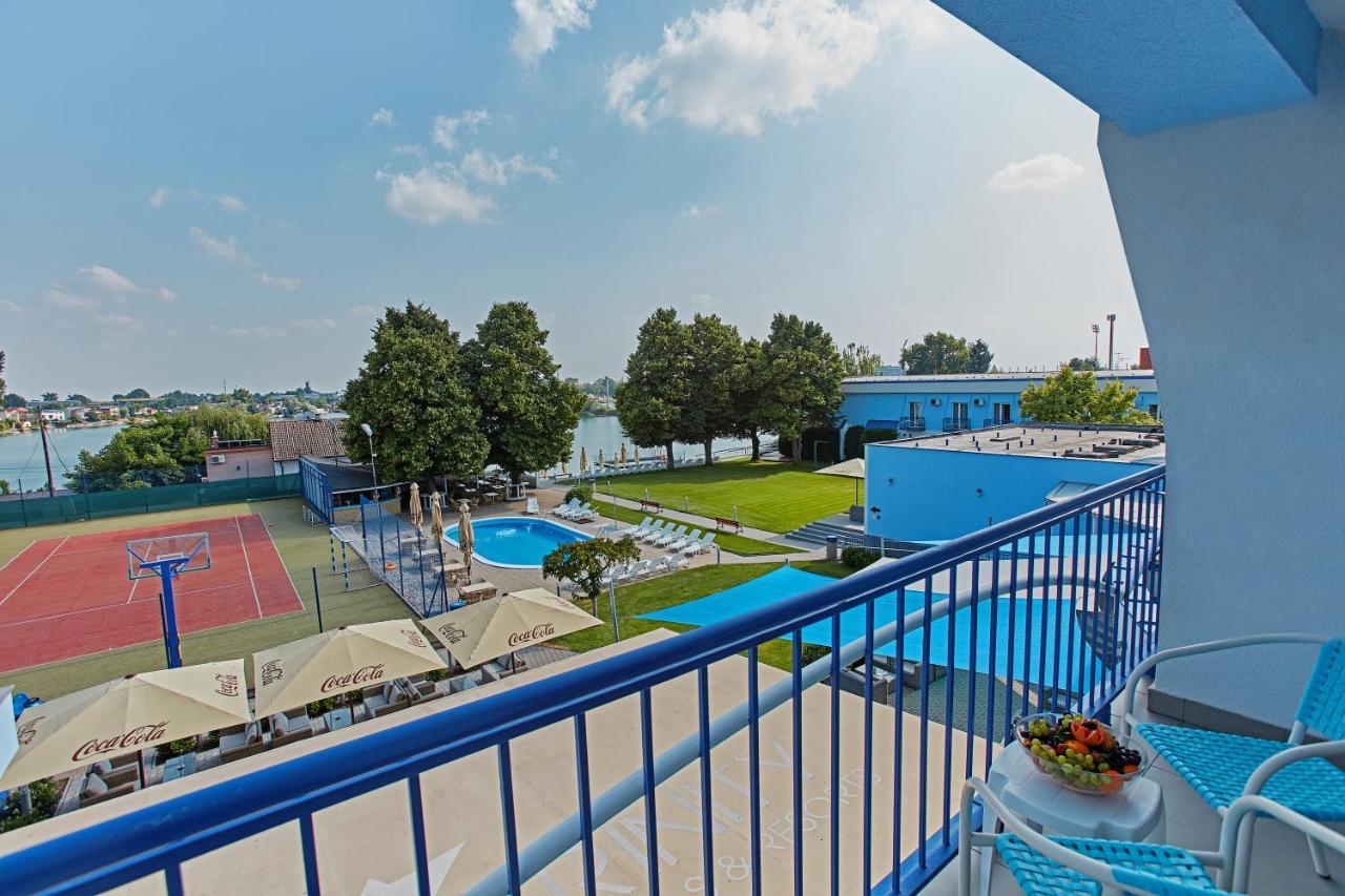 Hotel Senec Aqua Resort - Family Friendly エクステリア 写真
