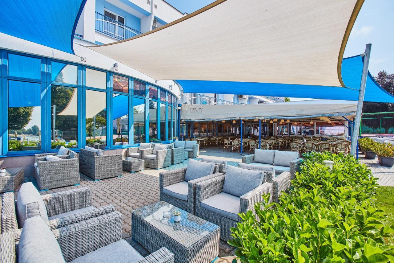 Hotel Senec Aqua Resort - Family Friendly エクステリア 写真