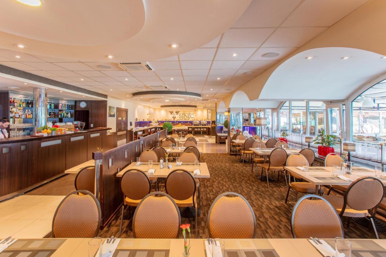 Hotel Senec Aqua Resort - Family Friendly エクステリア 写真