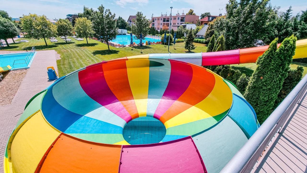 Hotel Senec Aqua Resort - Family Friendly エクステリア 写真