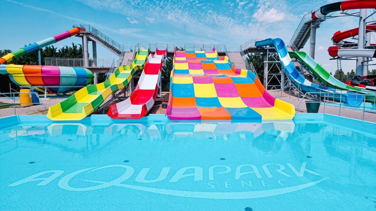 Hotel Senec Aqua Resort - Family Friendly エクステリア 写真