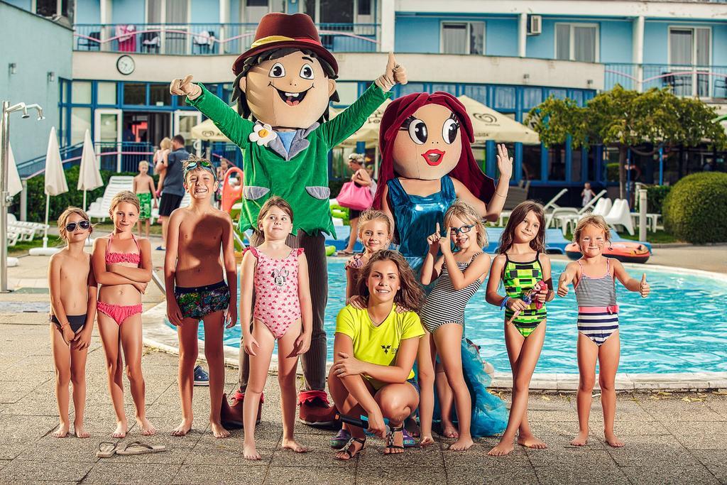 Hotel Senec Aqua Resort - Family Friendly エクステリア 写真